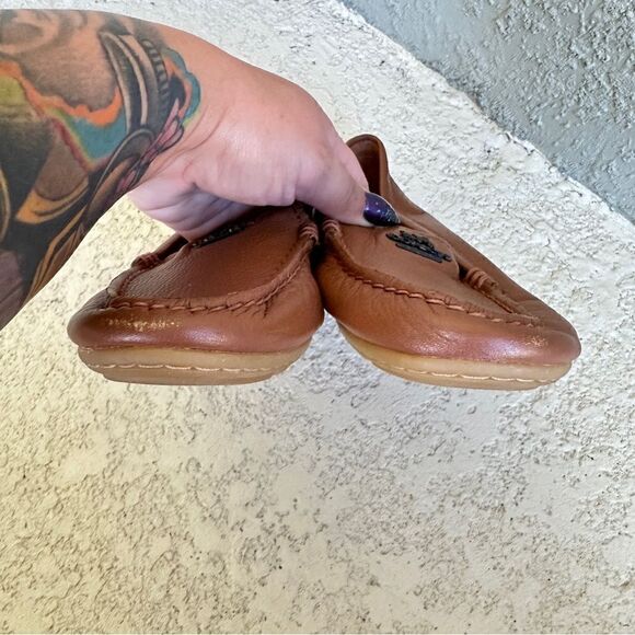 Coach Mary lock up flats loafers caramel brown pebbled leather Sz 6.5 - Picture 7 of 9